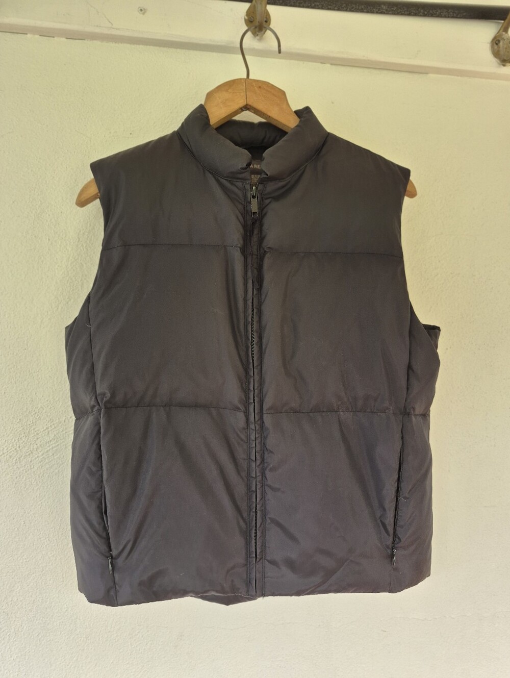Banana Republic Down Filled Puffer Vest Medium Black